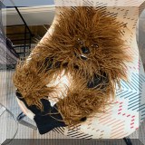 H04. Wookie hat and mittens. 